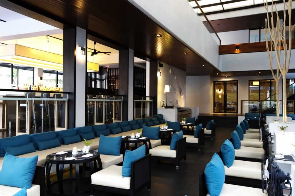 76 Bar Drink & Dine at The Nap Patong