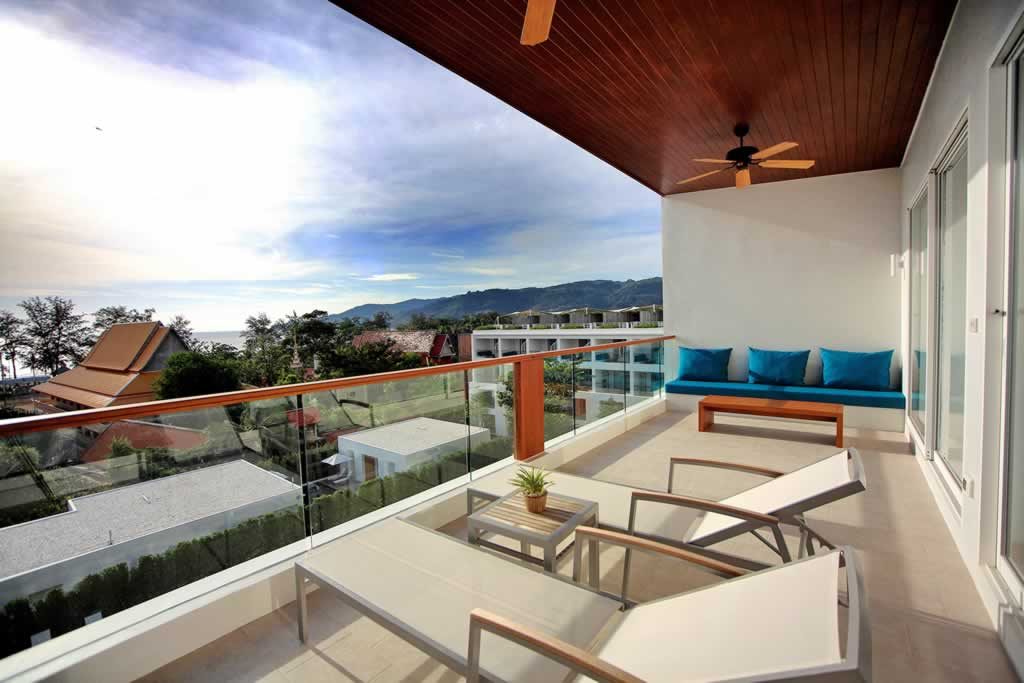 BlueMoon Suite - Balcony at The Nap Patong