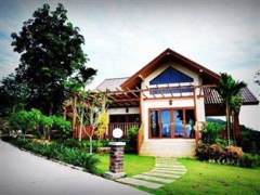 Chalong Chalet Villa
