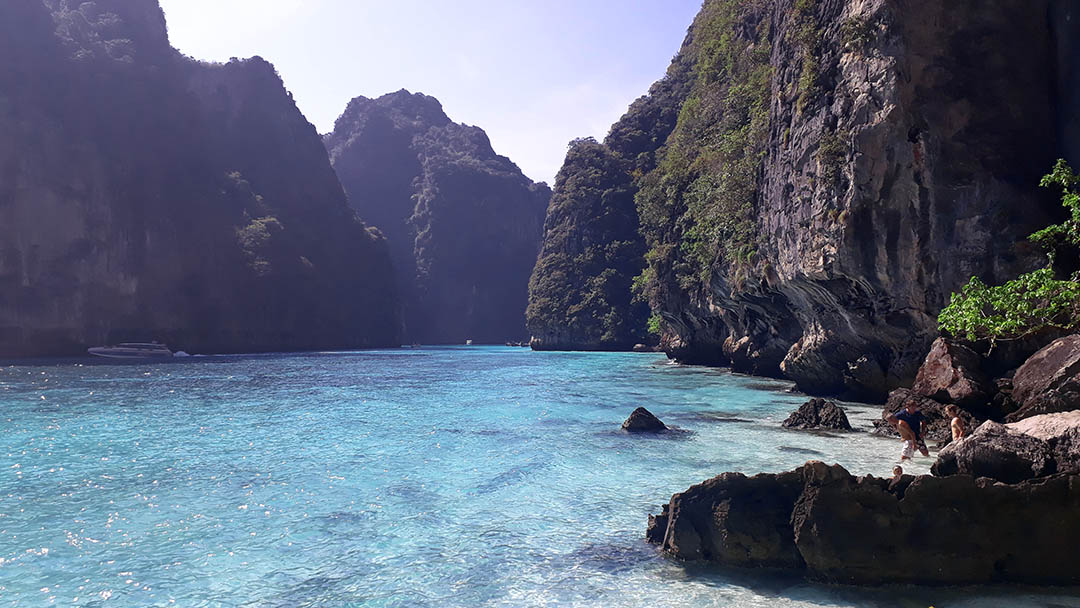 phi phi island hopping