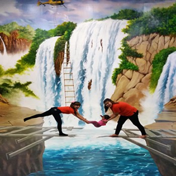 Phuket Trickeye Museum Waterfall